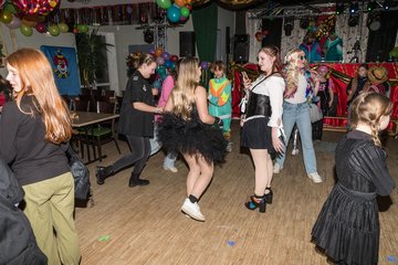 Bild 68 - Jugend Latuff